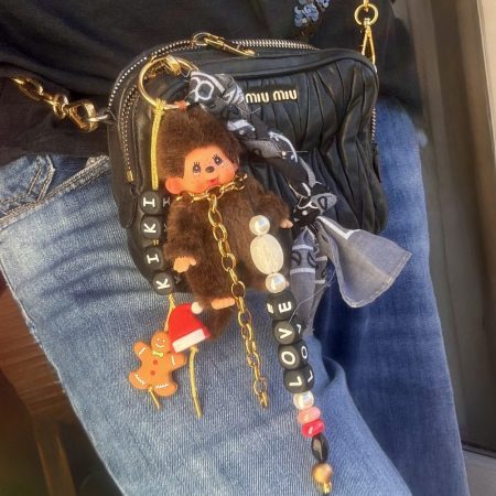 Bag charm, bijou de sac, kiki Love Chamonix, biscuit de noël, chapeau père Noel, mélange de perles, porte-clefs kiki, bandana, création Bella-pampa.