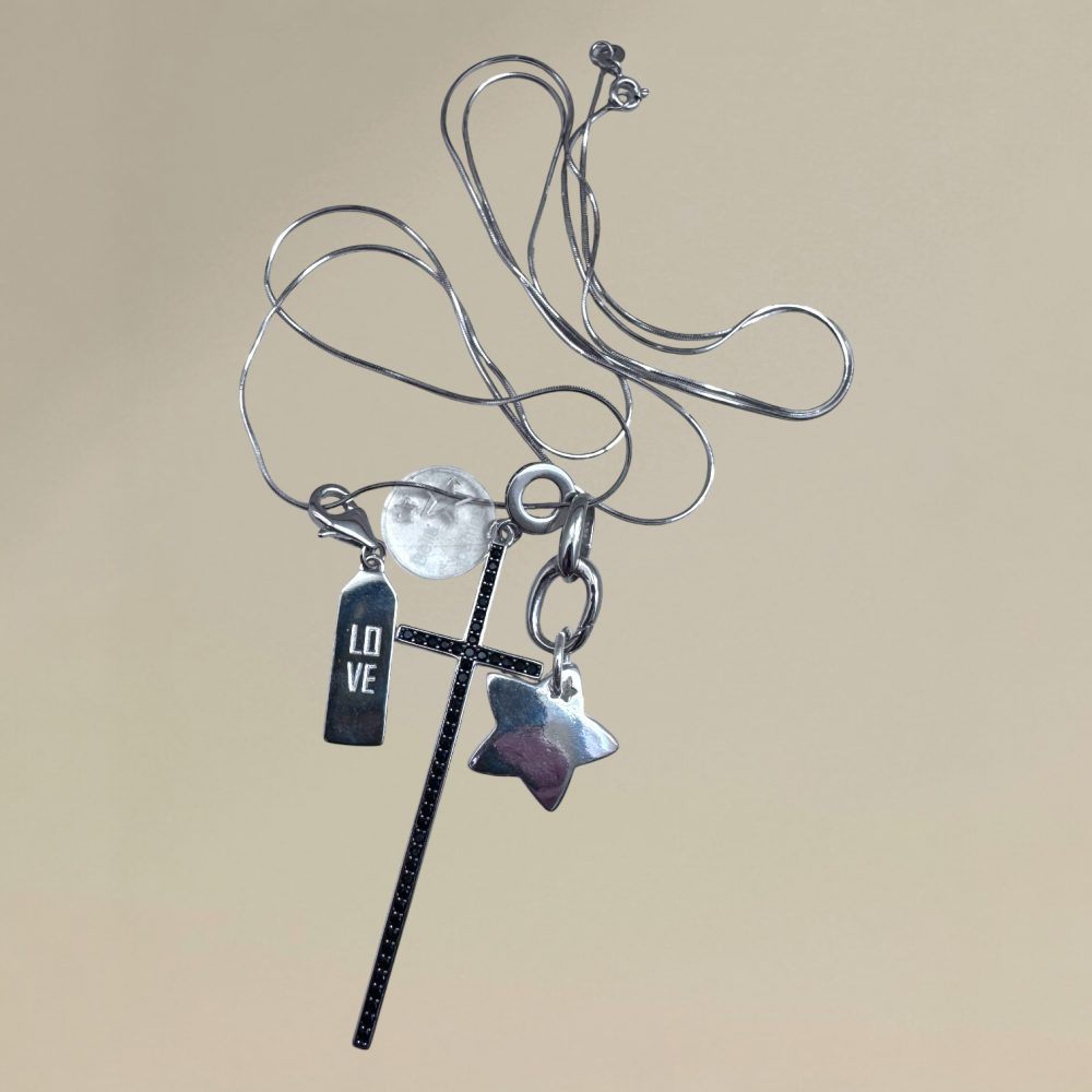 Sautoir Giovanni longue croix en argent et zircon,charms, étoile, Love chaine 80 Cm en argent 925 , création Bella-pampa.