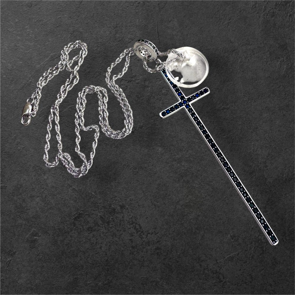 Collier Giovanni longue croix en argent et zircon, chaine 40 Cm en argent 925 , création Bella-pampa