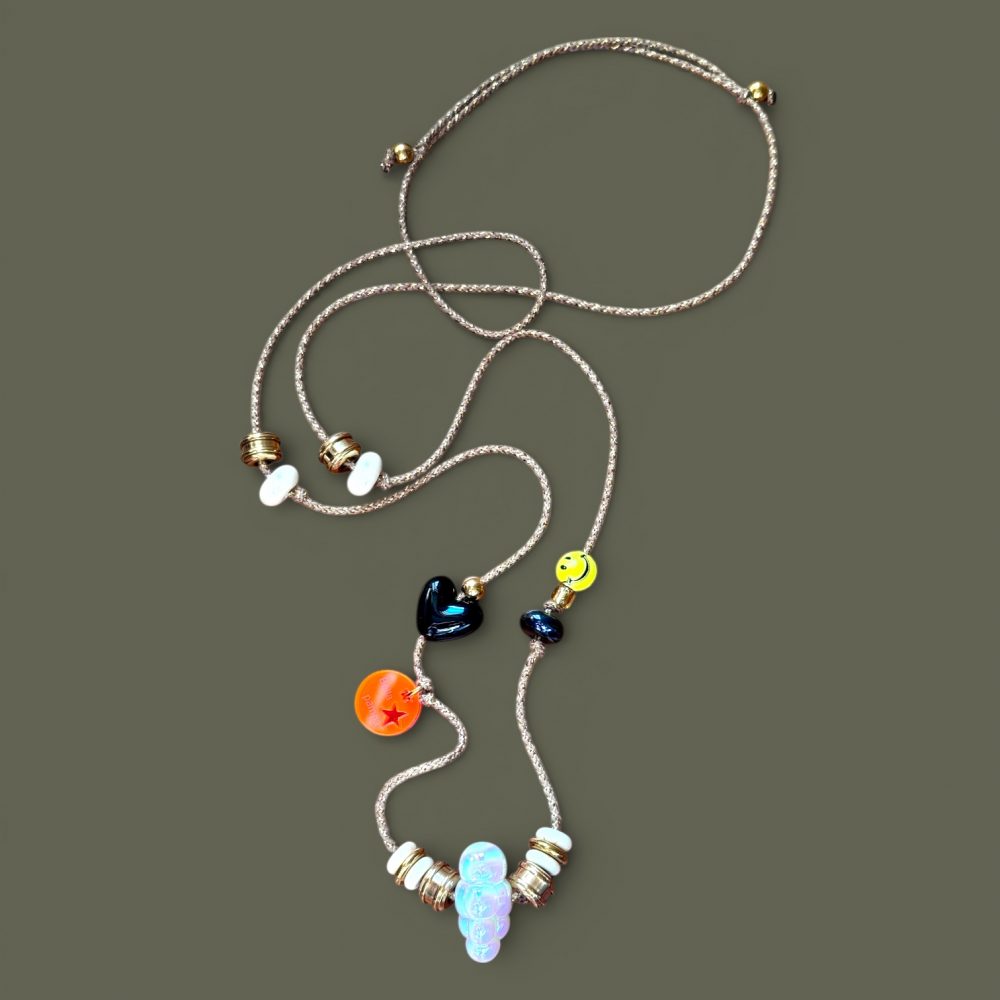 Sautoir cordon Nomade, nuage, perles en acier inoxydable, coeur, smiley.