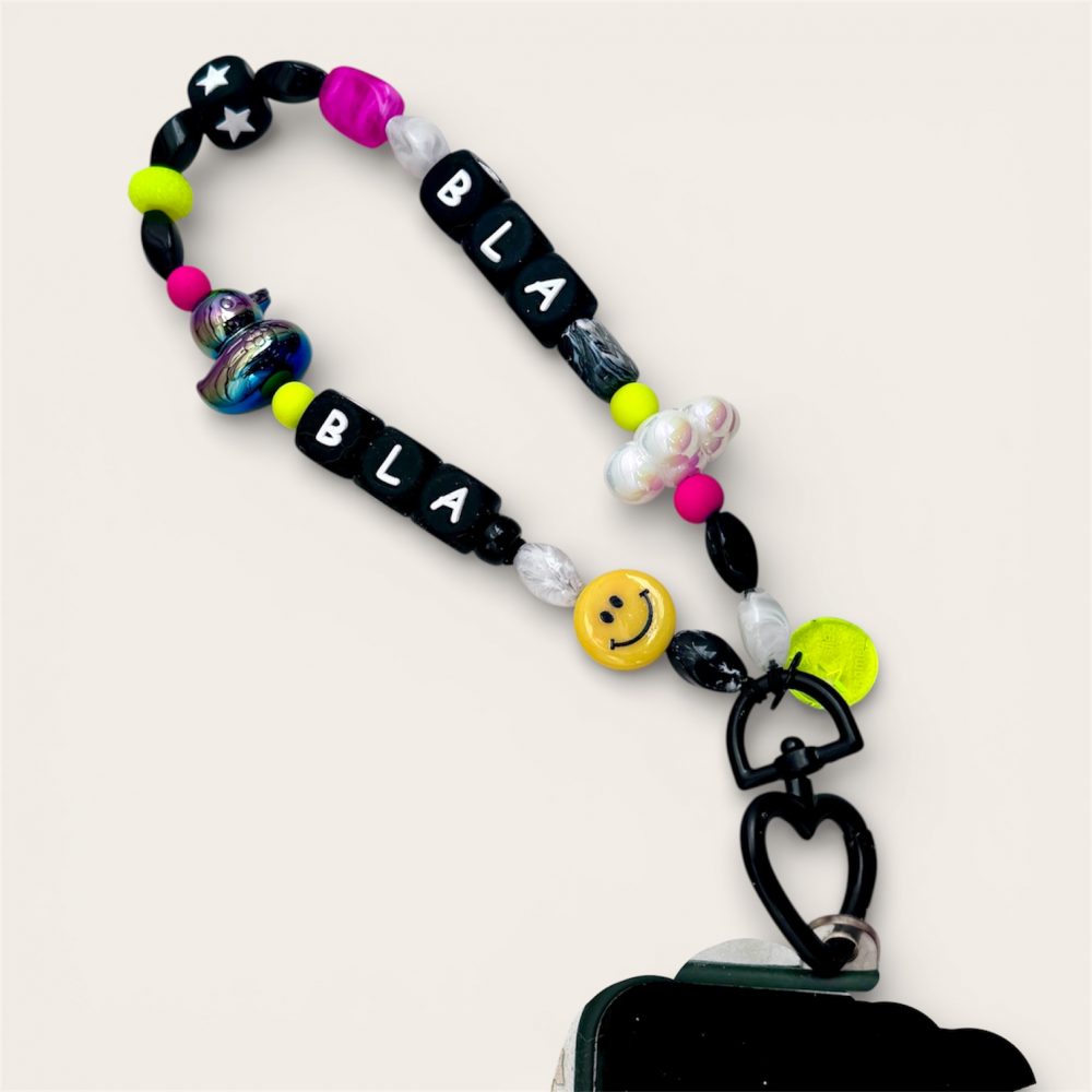 Bijou de téléphone I'm Famous, message Bla-Bla, perles canard, nuage, smiley, création Bella-pampa.