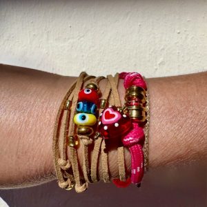 Bracelet Sauveur cordon multi-tours, perles yeux protecteur, perles dorées en verre et acier inoxydable.