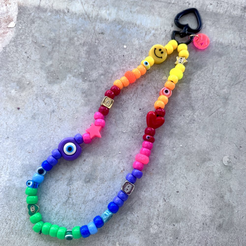 Bijou de téléphone, porte-clés ou bijou de sac TRIBECA, un bijou fun aux perles arc-en-ciel Rainbow, oeil, smiley, Bella-pampa.