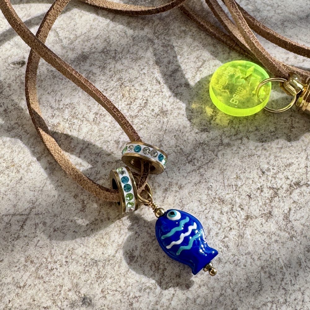 Sautoir cordon réglable Didou, pendentif poisson, perles strass, perles en acier inoxydable, Bella-pampa.