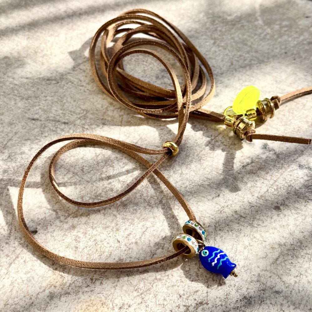 Sautoir cordon réglable Didou, pendentif poisson, perles strass, perles en acier inoxydable, Bella-pampa.