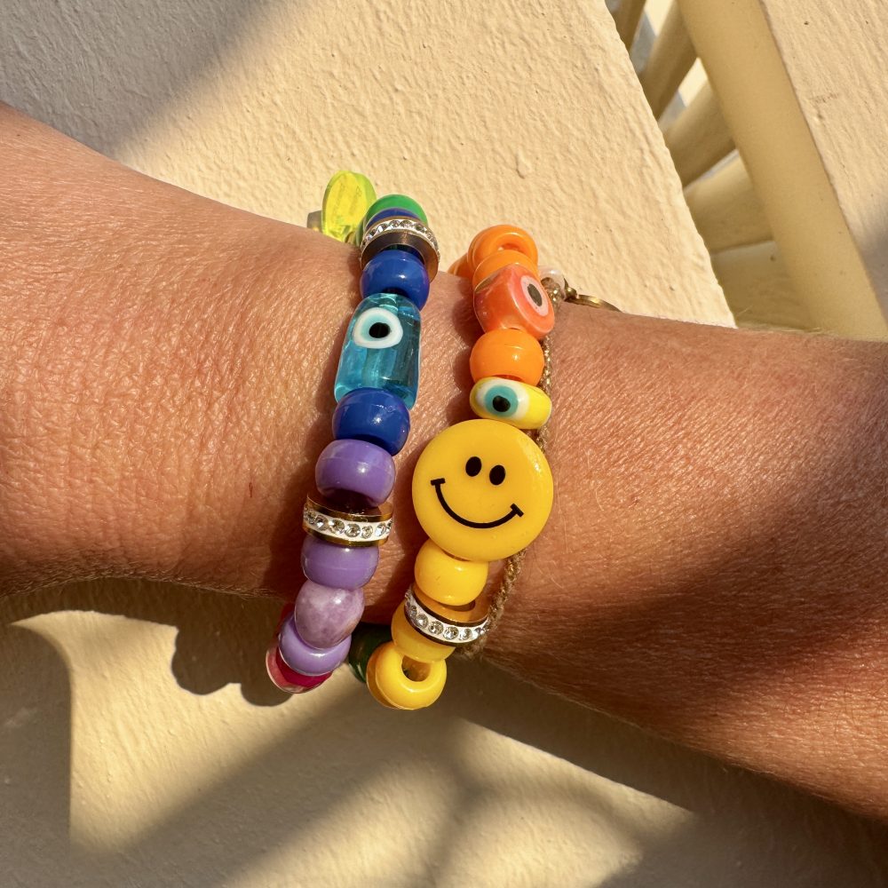 Bracelet double tour, Tribeca, perles arc-en-ciel rainbow, smiley oeil.