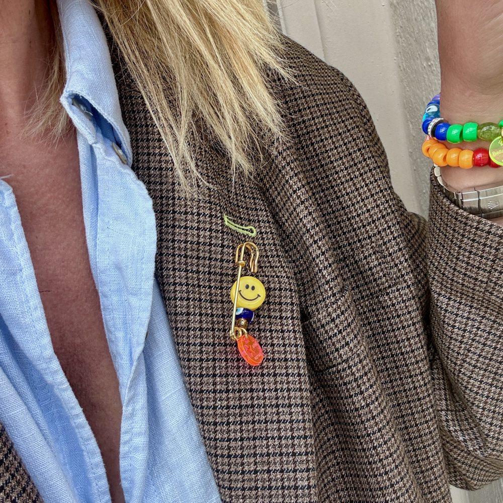 Broche Pins OMG, perles smiley, oeil, broche bella-pampa.