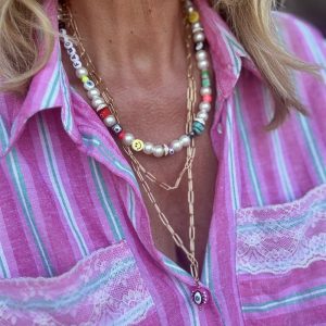 Collier Néon Voodoo Pearls, un bijou décalé qui a flow, mélange de perles de culture, perles fun et colorées