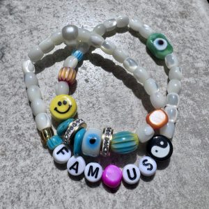 Bracelet double tour Famous Roy Smiley, perles de nacre, smiley, yin yang, turquoise, strass
