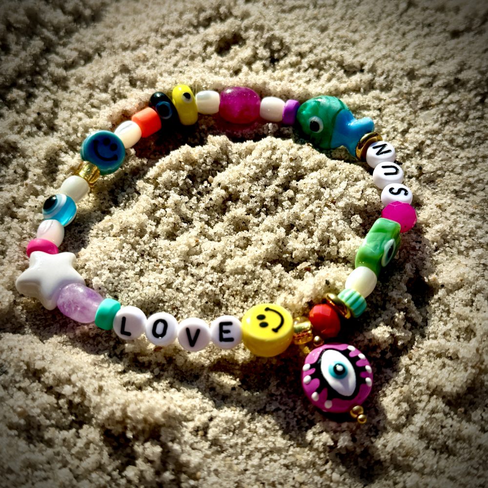 Bijou de cheville, LOVE SUN, Charms yeux, coeurs, perles smiley, perles colorées et semi-précieuses, message Love et Sun