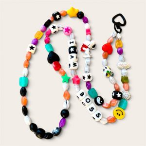 Bijou de téléphone SNOOPY I AM BOOS, à porter en bandoulière, perles Snoopy smiley, étoiles, perles multicolores.