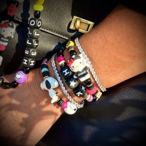 Bracelet Saints H&K double tour, perles colorées et message kitty