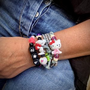 Bracelet Snoopy Punkette élastique et double tour, perles colorées, étoiles message S&P